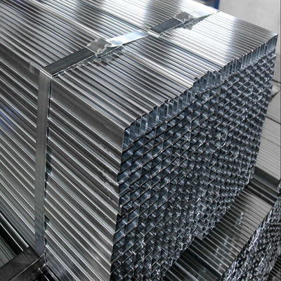 Vierkant 2.5x2.5 gegalvaniseerde stalen vierkantbuizen voor bouwmaterialen